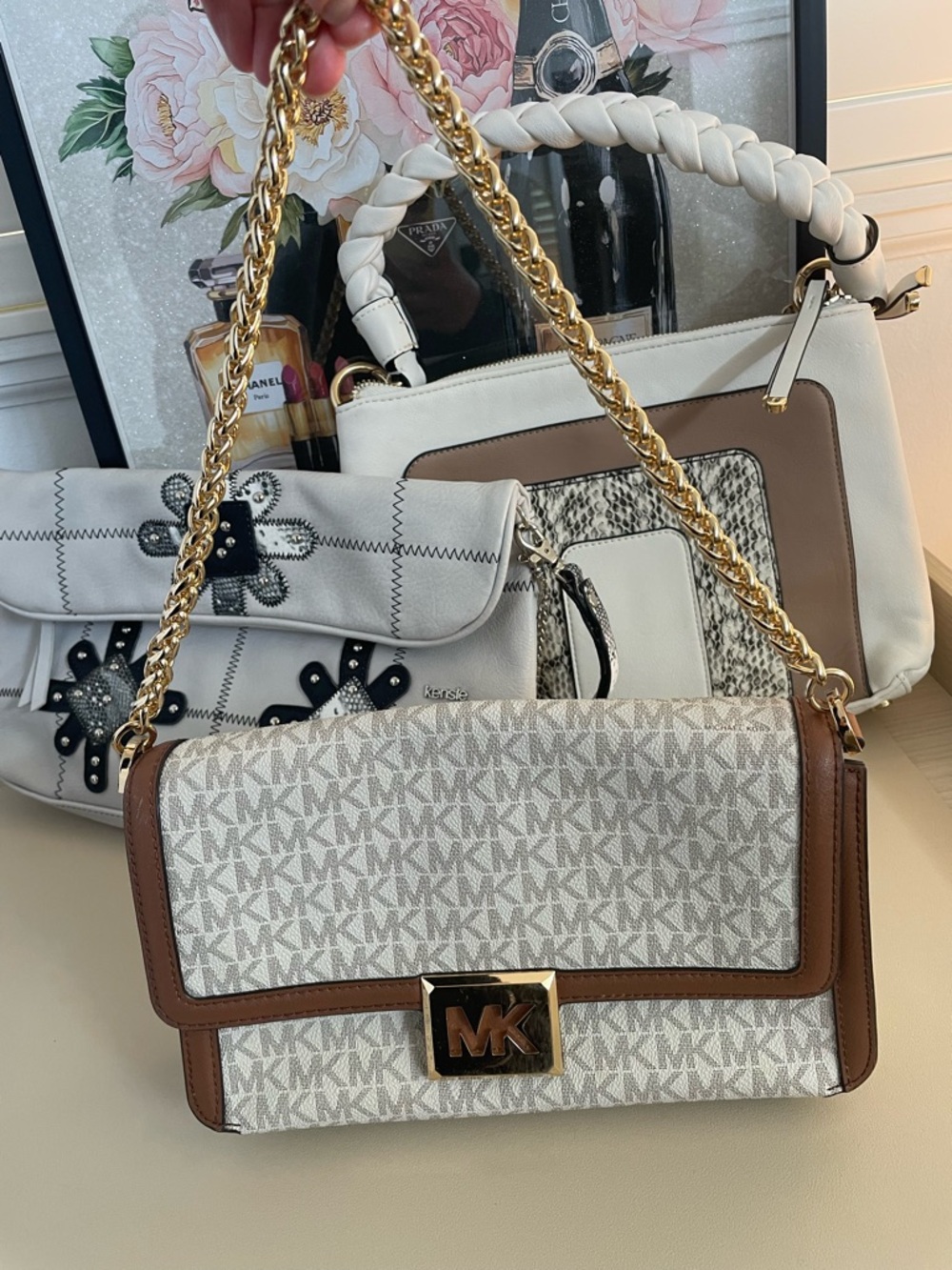 Shoulder Bags